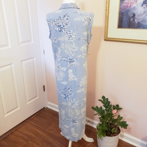 Blue Hawaiian Print Maxi Dress - Picture 6 of 8